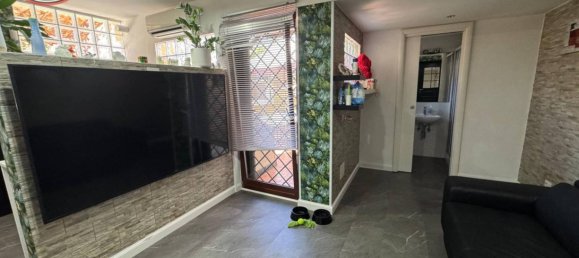 3 bedrooms Apartment in Rome, Italy No. 316415 14