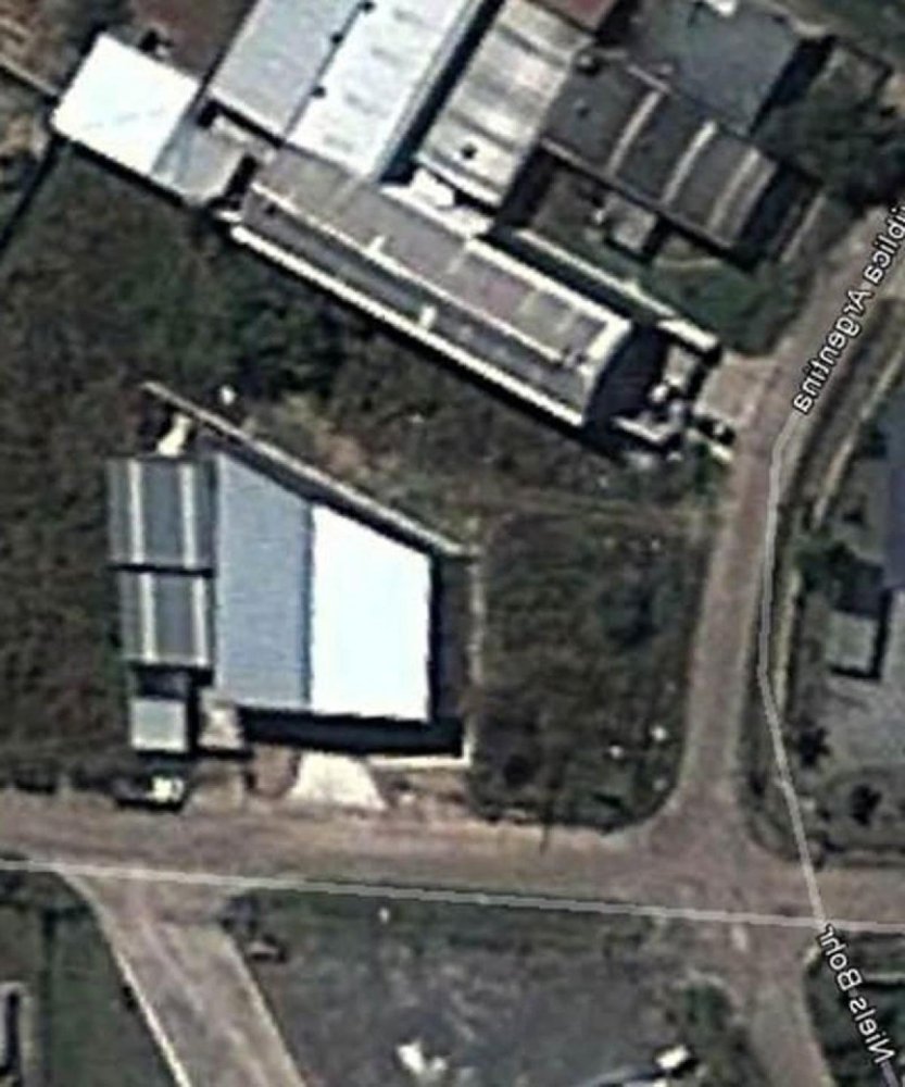 Gewerbliche Immobilie in Malvinas Argentinas, Argentina 340m², Nr. 109903