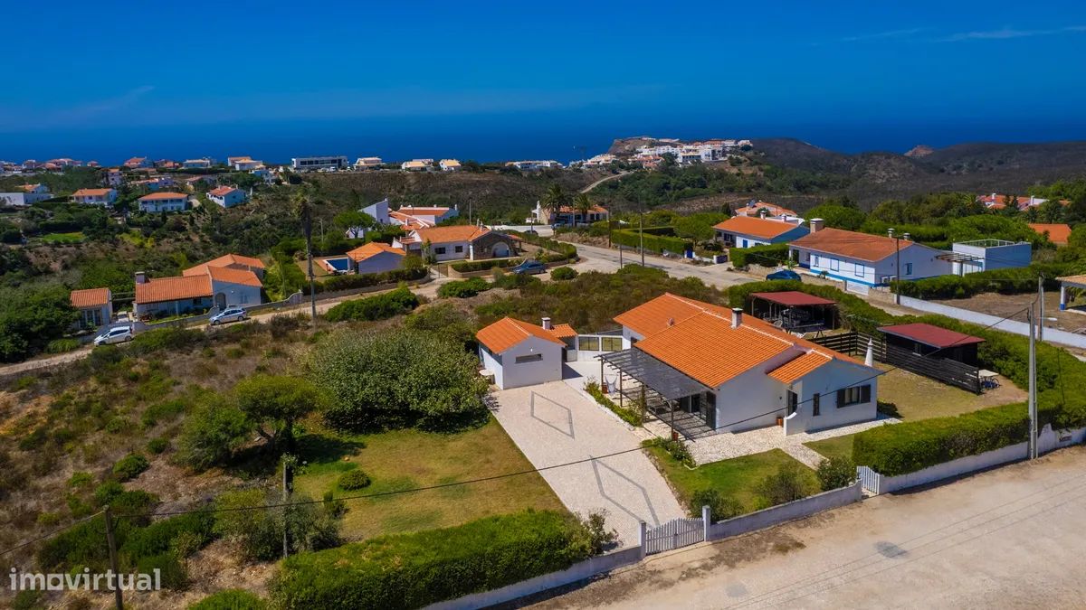 4 غرف نوم منزل في Aljezur, Portugal رقم 140318