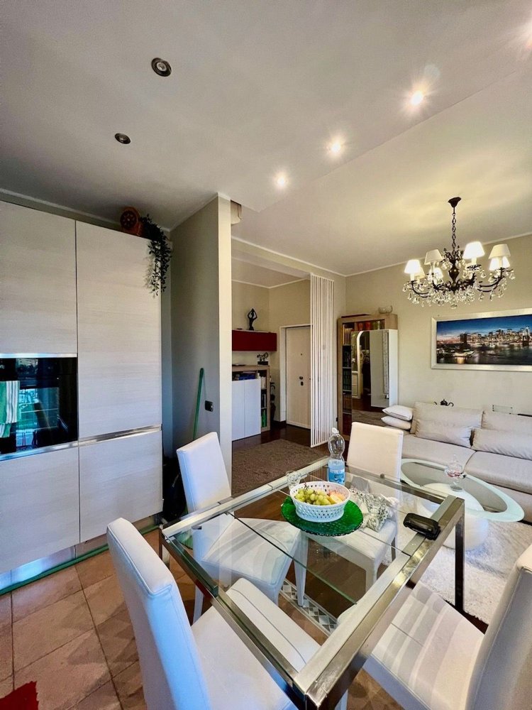 2-Zimmer Wohnung in Milan, Italy, Nr. 248542