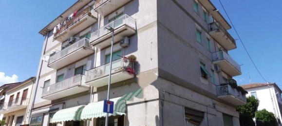 4 rooms Apartment in Ceccano, Italy No. 72761 2