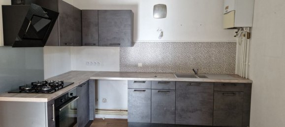 3 chambres Duplex à Autun, France No. 201467 2