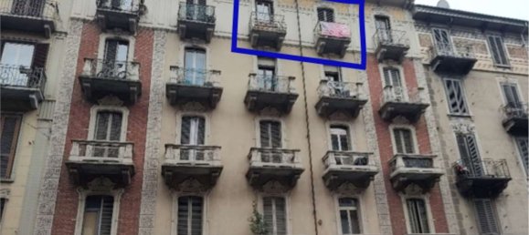 3 bedrooms Apartment in Turin, Italy No. 381556 7