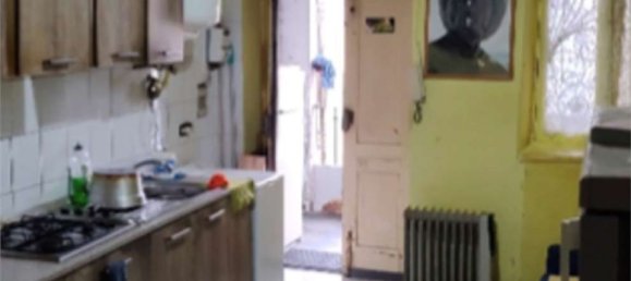 3 bedrooms Apartment in Turin, Italy No. 381556 10