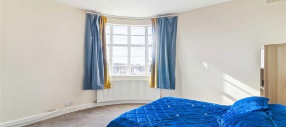 1 bedroom Apartment in Willesden Green, United Kingdom No. 5730 3