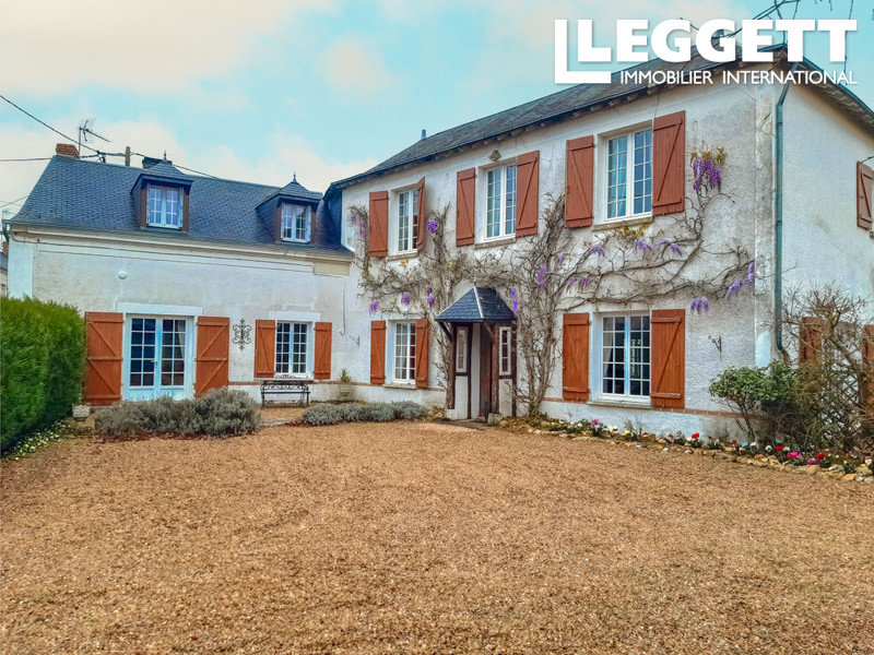 4 chambres Châteaux à Gizeux, France No. 80512