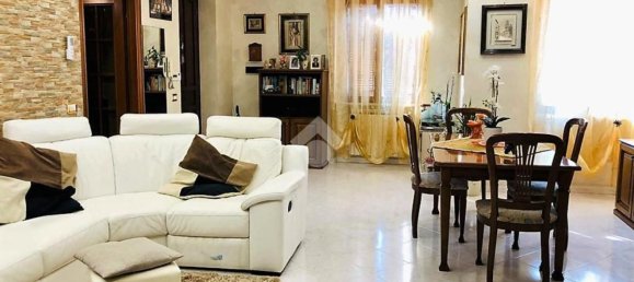 Дом с 4 комнатами в Валентано, Италия № 76761 7