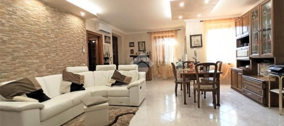 Дом с 4 комнатами в Валентано, Италия № 76761 6