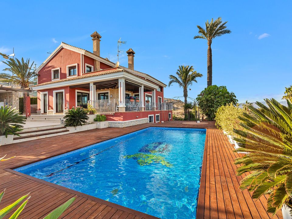 6 bedrooms Villa in Algorfa, Spain No. 189269