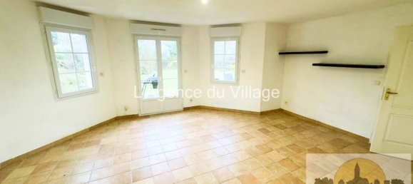 4 bedrooms House in Auneuil, France No. 103437 2
