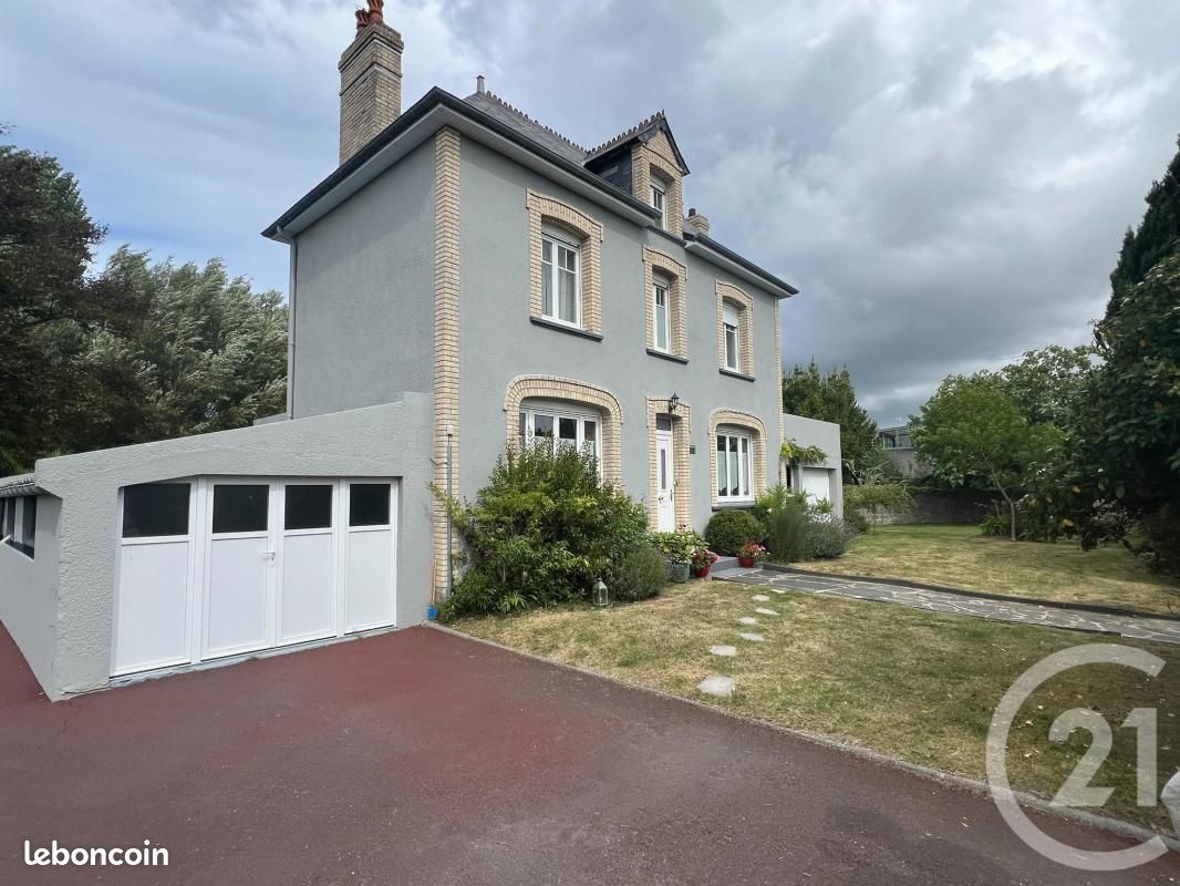 Дом с 4 спальнями в Пор-Бай-сюр-Мер, Франция № 356148