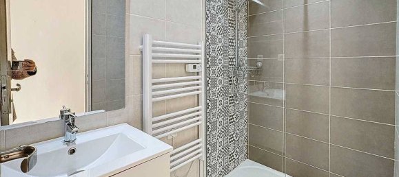 2 Schlafzimmer Wohnung in Nimes, France, Nr. 198735 8