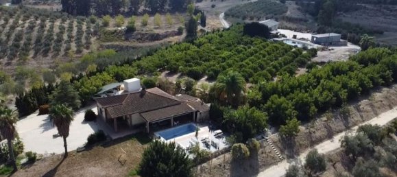 4 bedrooms House in Alhaurin el Grande, Spain No. 141069 2