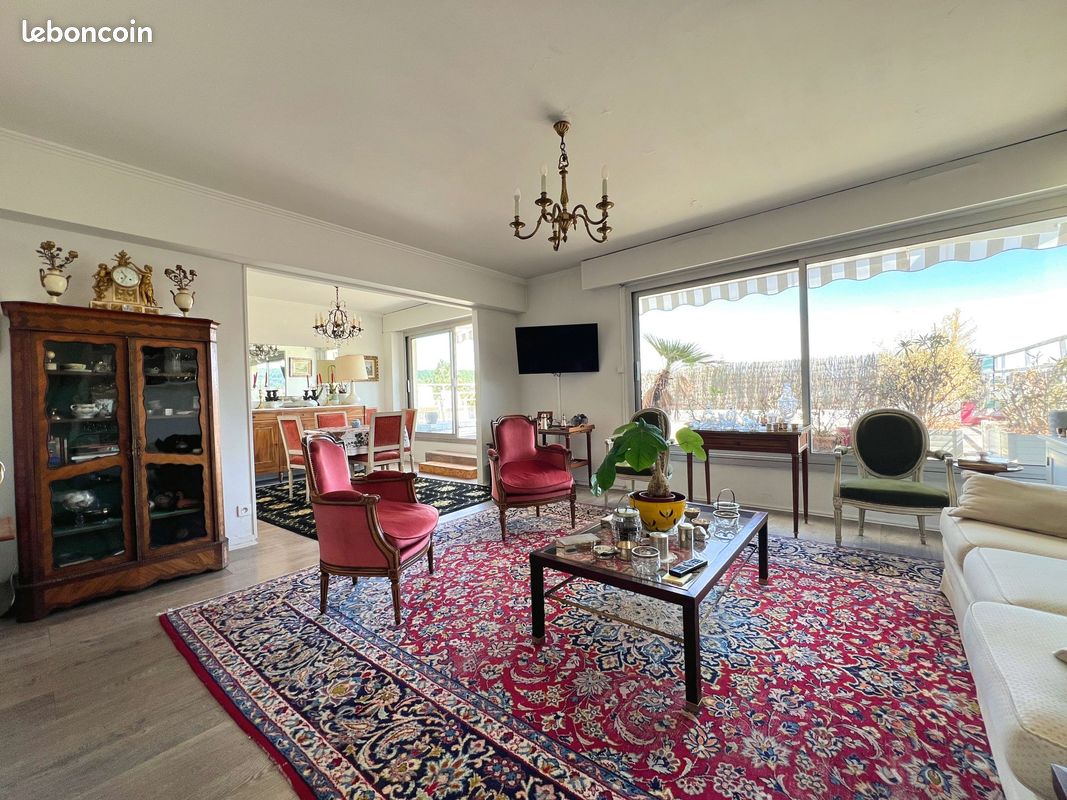 4 غرف نوم شقة في Vernon, France رقم 356563