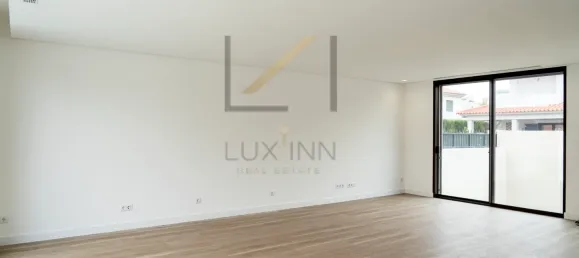 4 bedrooms House in Cascais, Portugal No. 171512 6