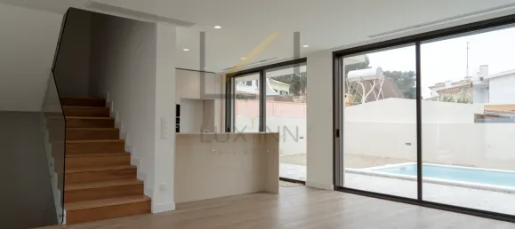 4 bedrooms House in Cascais, Portugal No. 171512 4