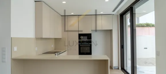 4 bedrooms House in Cascais, Portugal No. 171512 7