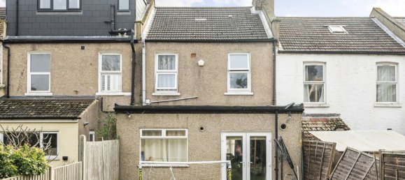 3 bedrooms House in London, United Kingdom No. 7664 10