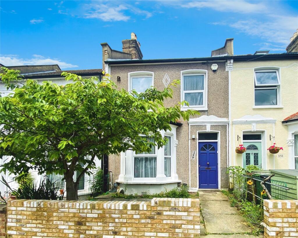 3 bedrooms House in London, United Kingdom No. 7664