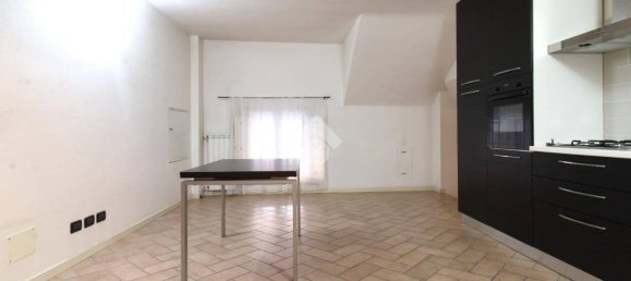 1 Schlafzimmer Wohnung in Sassuolo, Italy, Nr. 142472 3