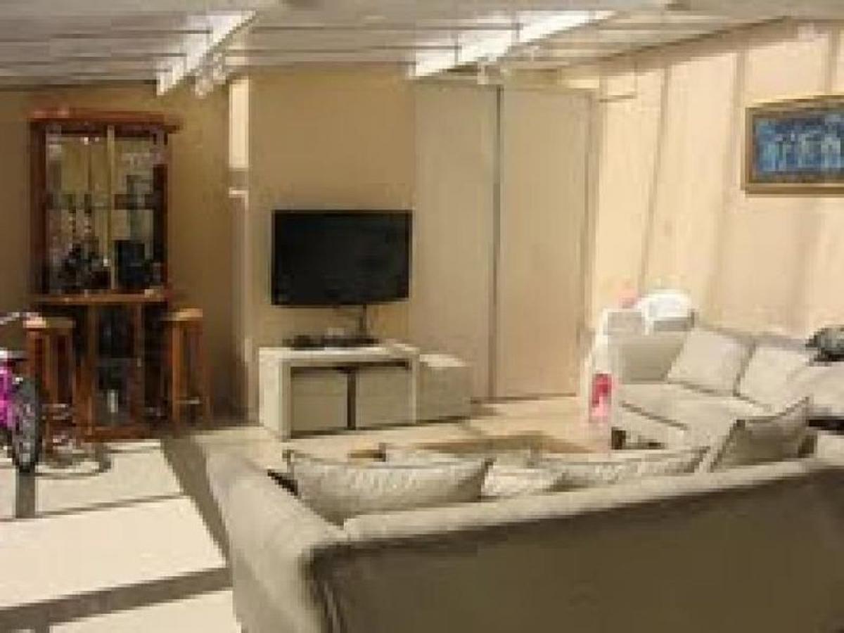 3 bedrooms Apartment in Buenos Aires, Argentina No. 77016