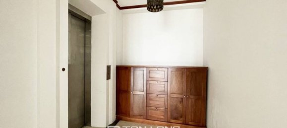4 bedrooms Apartment in Tay Ho, Vietnam No. 612 22