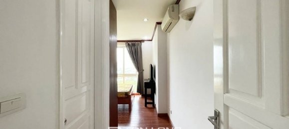 4 bedrooms Apartment in Tay Ho, Vietnam No. 612 9