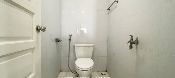 4 bedrooms Apartment in Tay Ho, Vietnam No. 612 19