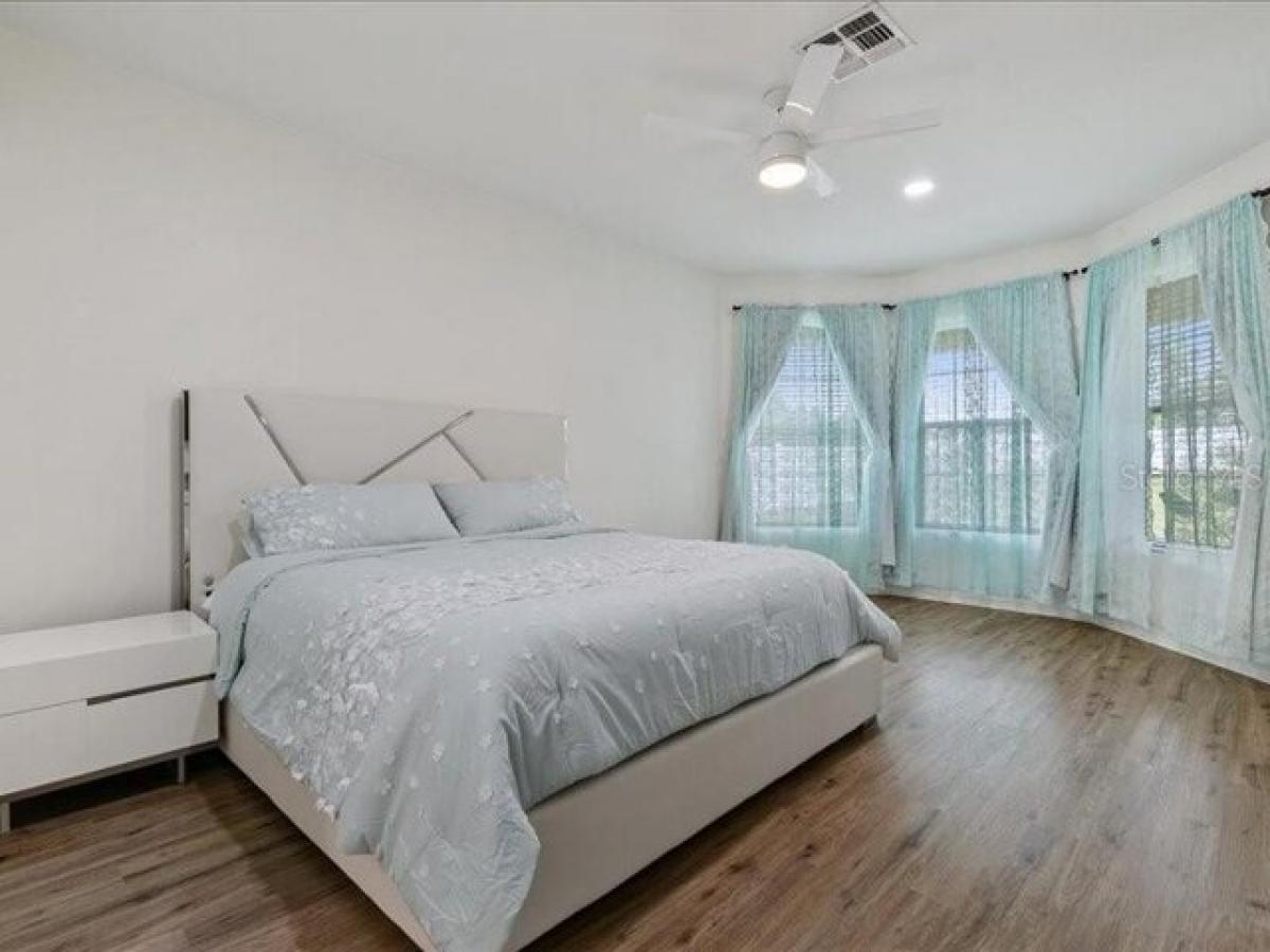 4 bedrooms House in Spring Hill, USA No. 384684