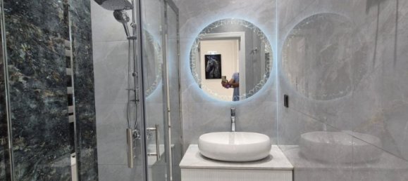 2 bedrooms Apartment in Baku, Azerbaijan No. 1654 2