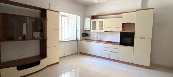 1 bedroom Apartment in Matera, Italy No. 345189 2