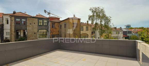 9 bedrooms Building in Porto, Portugal No. 141427 11