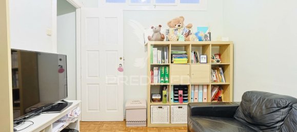 9 bedrooms Building in Porto, Portugal No. 141427 13