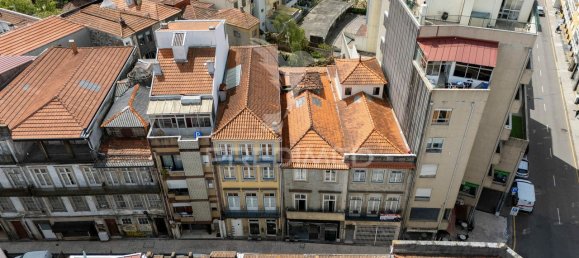 9 bedrooms Building in Porto, Portugal No. 141427 5