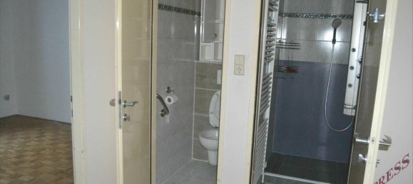 2 rooms Apartment in Favoriten, Austria No. 156146 11