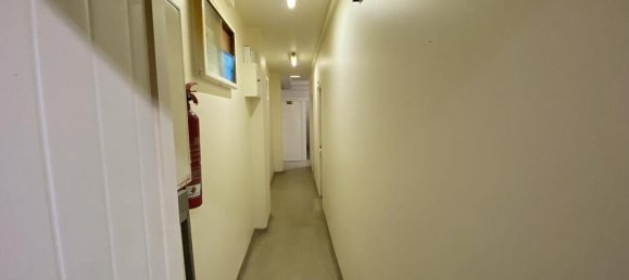 266m² Commercial property in Odivelas, Portugal No. 127238 5