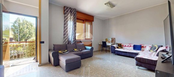 3 bedrooms Apartment in Seregno, Italy No. 378738 7