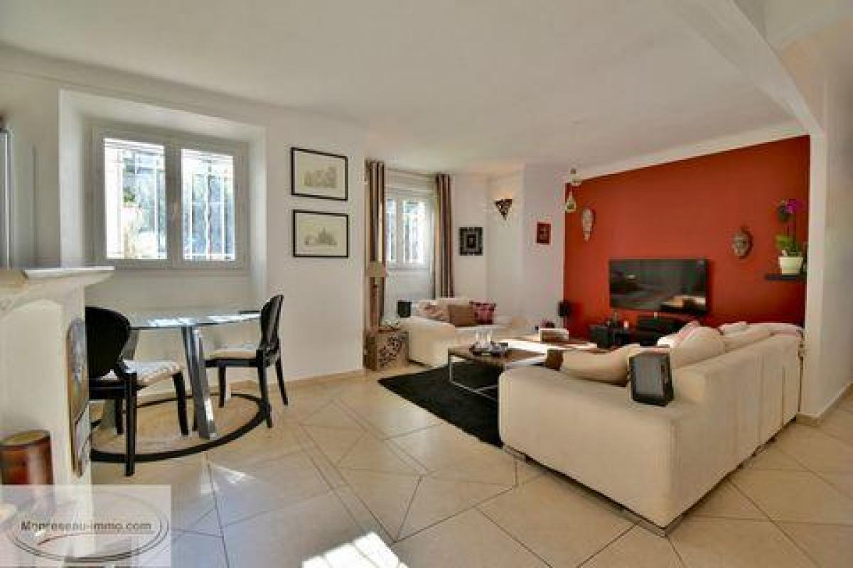 3 bedrooms Condo in Cannes, France No. 4115