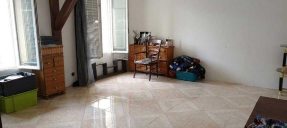 Casa de 5 dormitorios en Sens, France No. 354440 11