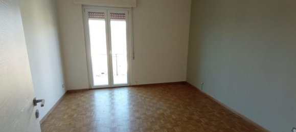 Квартира с 4 комнатами в Империя, Италия № 231279 6