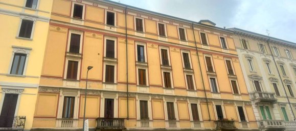 1 bedroom Apartment in Milan, Italy No. 288119 3