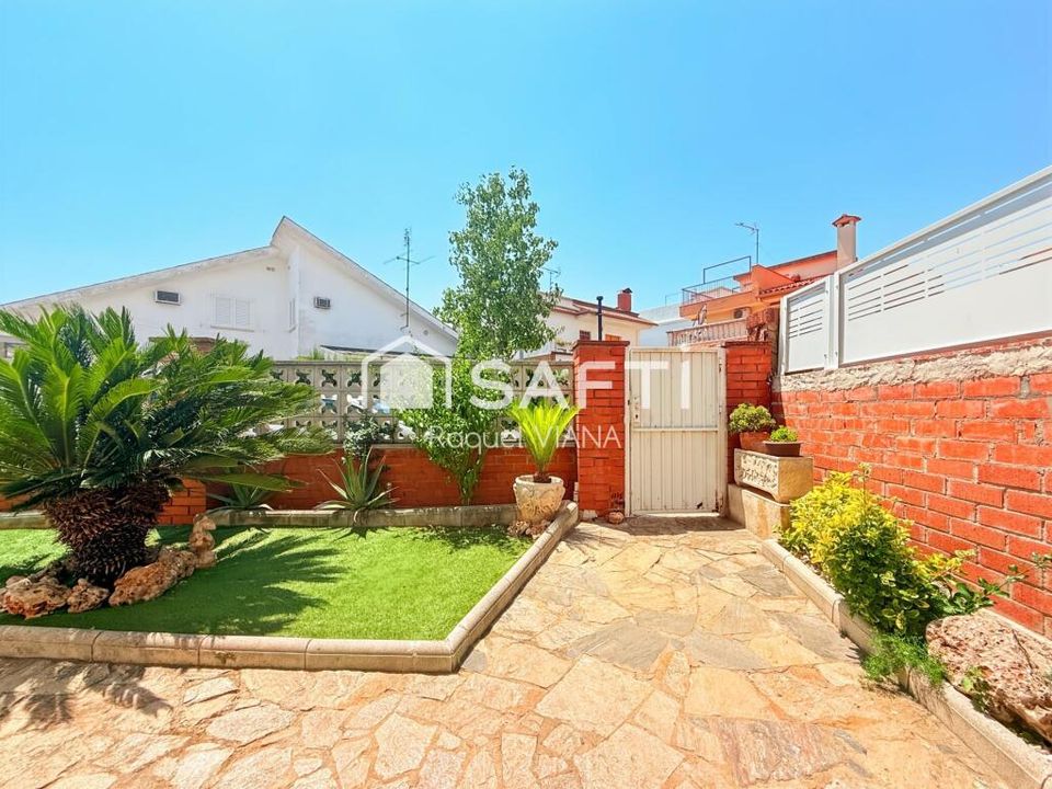 6 غرف نوم فيلا في Abrera, Spain رقم 176662