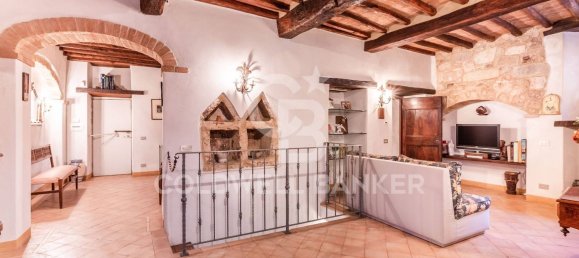 Gebäude in Amelia, Italy 700m², Nr. 380682 16