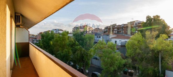 2 bedrooms Apartment in Motta Sant'Anastasia, Italy No. 329282 17