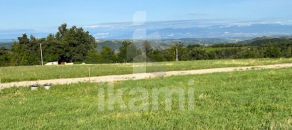  Land in Vion, France No. 268950 6