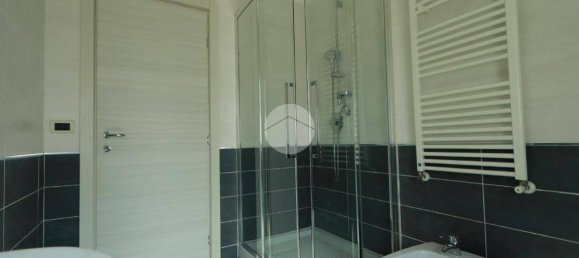 2 Schlafzimmer Wohnung in Pescara, Italy, Nr. 281894 15