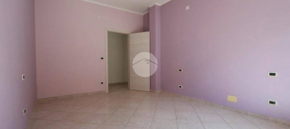 2 Schlafzimmer Wohnung in Pescara, Italy, Nr. 281894 9