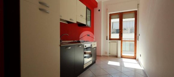 2 Schlafzimmer Wohnung in Pescara, Italy, Nr. 281894 7