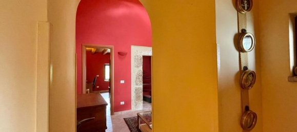 4 bedrooms House in Arpino, Italy No. 56428 13