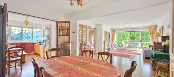 3 Schlafzimmer Wohnung in Noisy-le-Roi, France, Nr. 333385 6